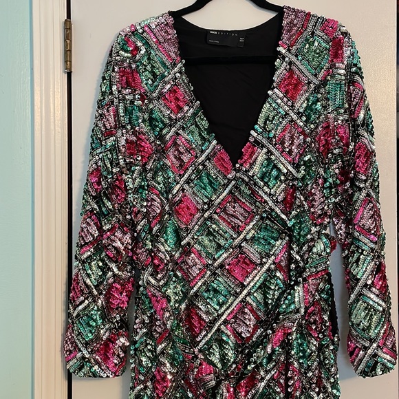 ASOS diamond belted mini dress in sequin - Picture 7 of 7